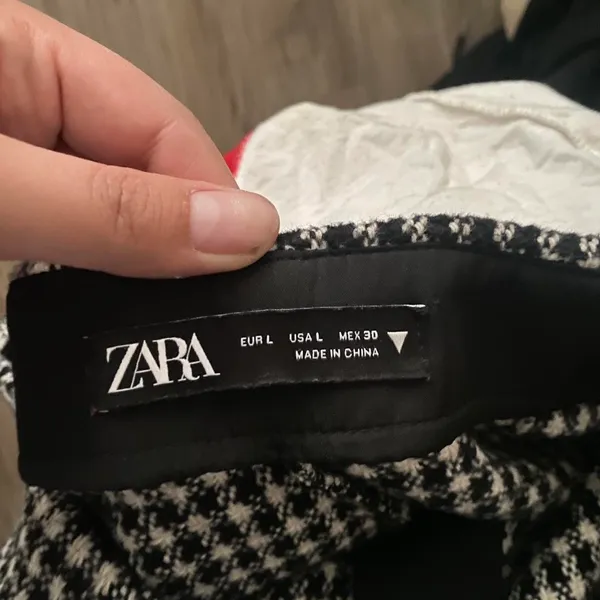 Zara shorts - Image 3
