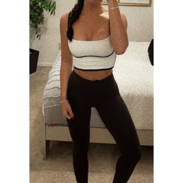 Alo Airbrush Streamlined Bra Tank Ivory Black Padded Sports Bralette Crop Top XS - Image 11