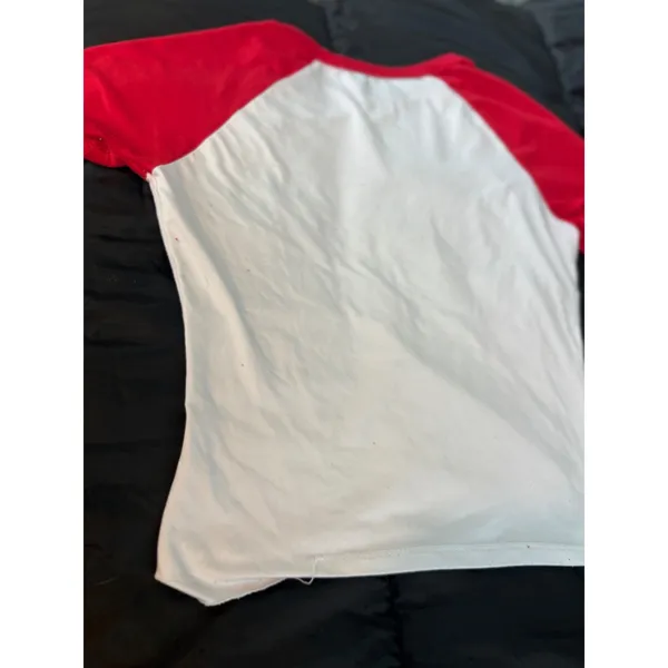 Refuge The Hamptons Social Club Raglan Tee RedWhite Short Sleeve Graphic Shirt S - Image 4