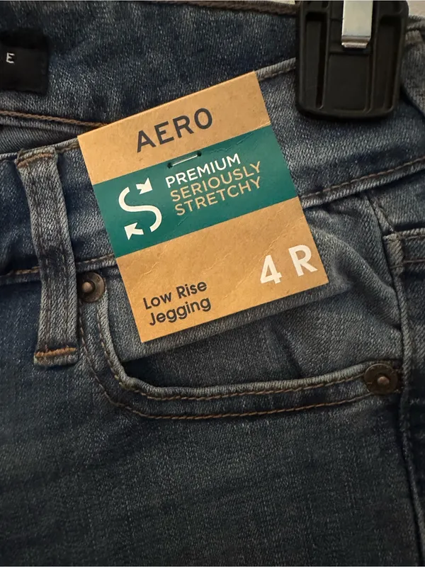 Aeropostale low rise jegging jeans 4R New - Image 4