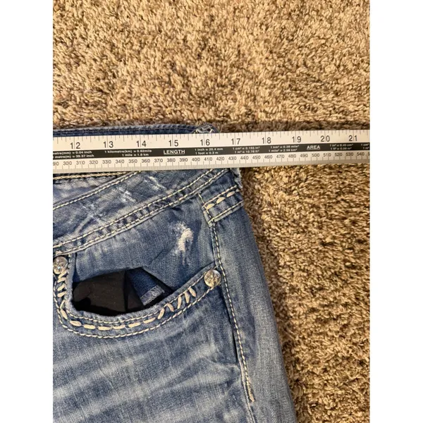 Miss Me JW5824P Cuffed Capri Jeans Light Wash Distressed Blue Denim Size 33 - Image 10
