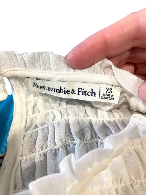 Abercrombie & Fitch Smocked Bodice Sheer Flutter Sleeve Blouse White Size XS - Image 3