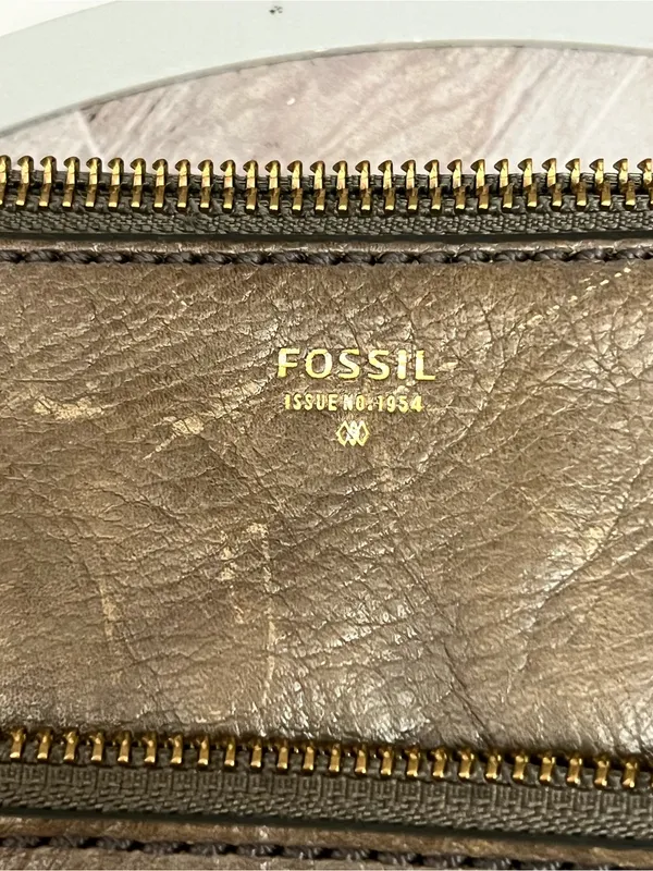Fossil Issue No. 1954 Brown Leather Crossbody Bag Grommet Studded Purse - Image 2