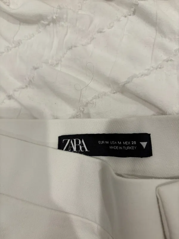 ZARA White Cropped Pants - Image 2