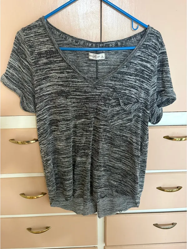 Abercrombie Tee shirt - Image 9