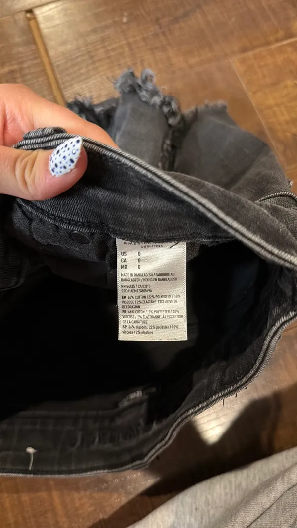 Black American Eagle Shorts Jean - Image 2