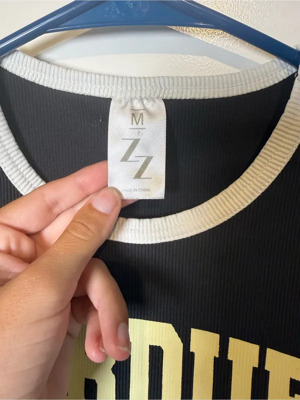 Zoozatz Purdue Black Crop Top with White Trim - Image 3