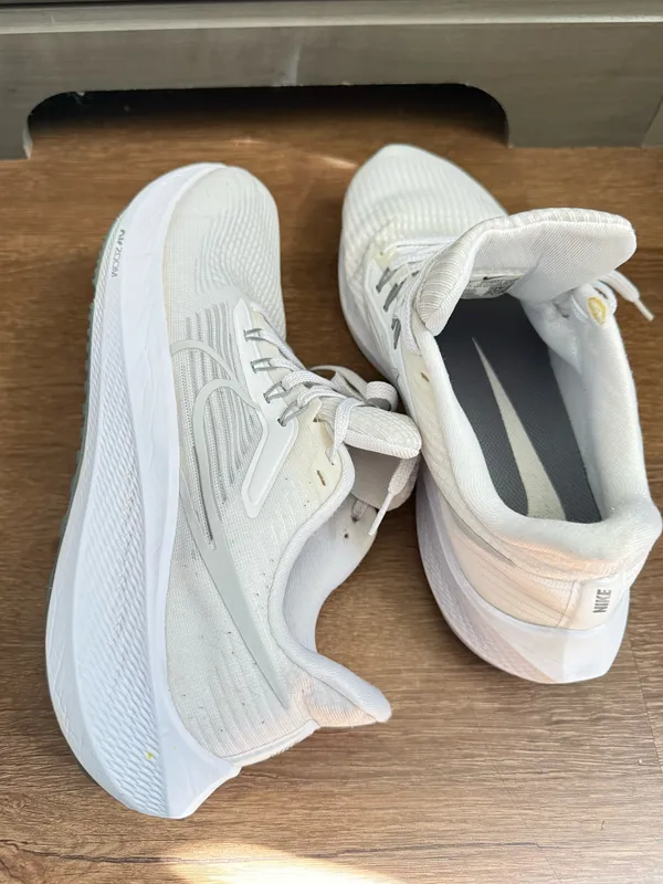 Nike Air Zoom Pegasus 39 White Running Shoes women’s Size 9.5 - Image 4