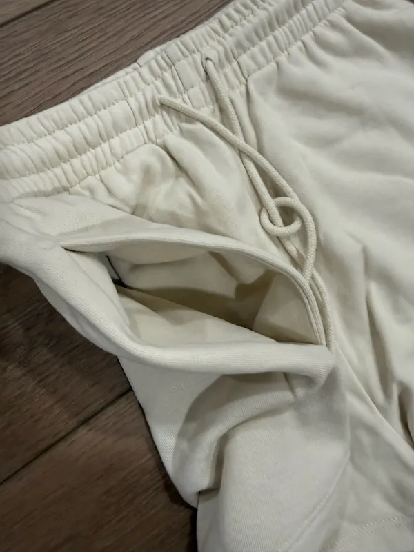 Tan sweatshorts with pockets - Image 2