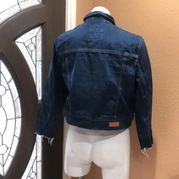 Abercrombie and Fitch blue denim jacket - Image 3