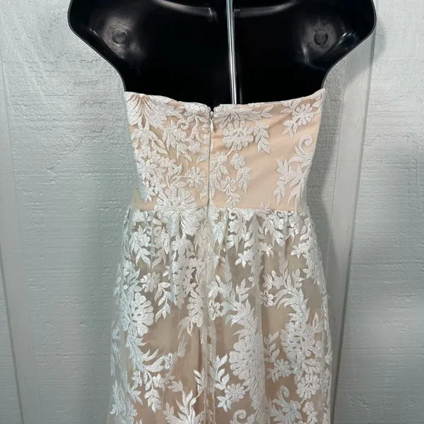 Lulus Beige with White Lace Overlay Strapless Dress Size Medium NWT - Image 10