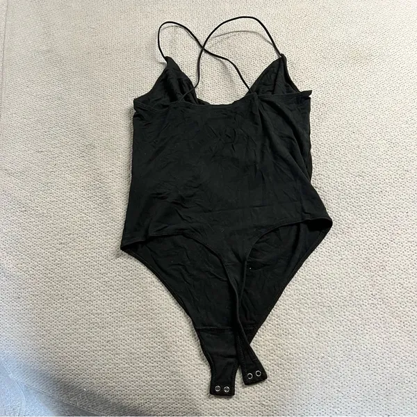 Abercrombie Soft Drapery Cowl Neck Black Bodysuit Size Medium EUC - Image 6