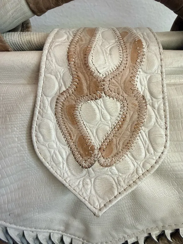Vintage 80s Structured Doctor Bag Croc Embossed Leather Chunky Statement Purse - Image 5