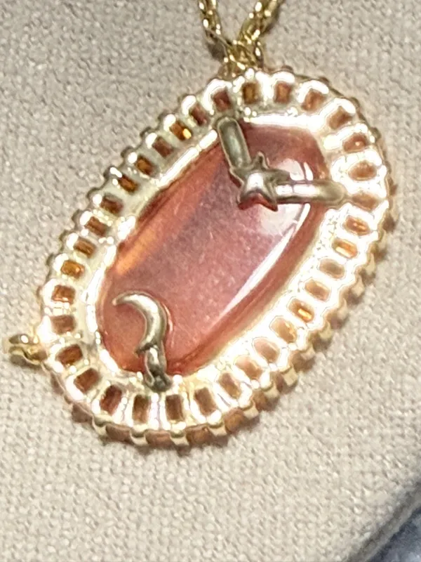 Kendra Scott Ellie Baguette Stud Earring & Matching AB Fiery Coral Necklace - Image 7