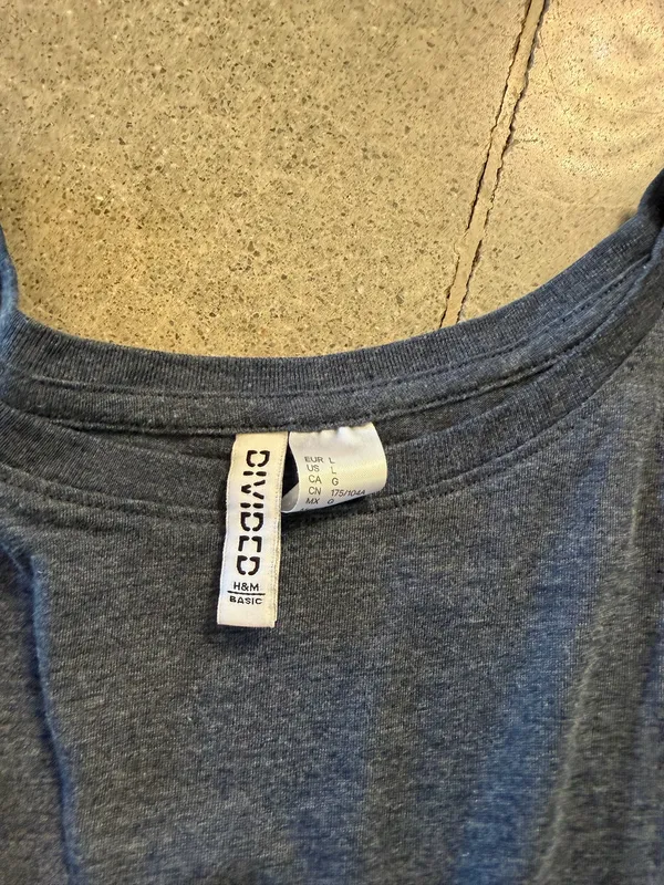 Divided H&M Short Sleeve Crew Tee - Image 2