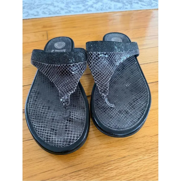 Fitflop Black Snake-Embossed Toe-Post Sandals size 9 - Image 3