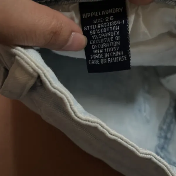 Denim shorts - Image 3
