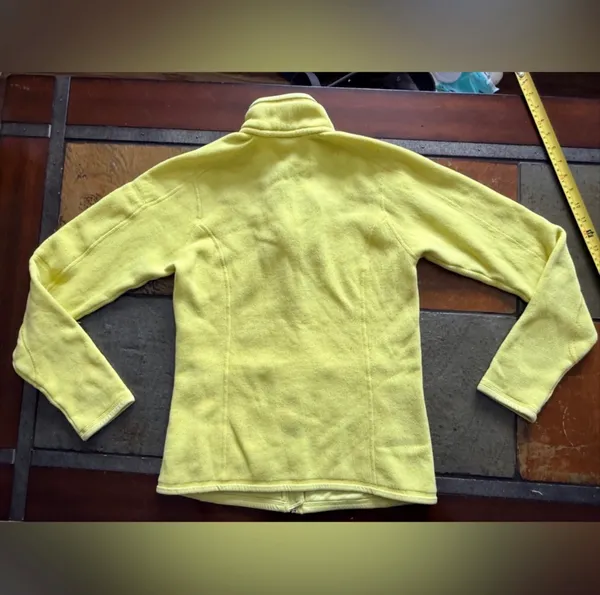 Patagonia Yellow Fill-Zip Fleece - Image 4