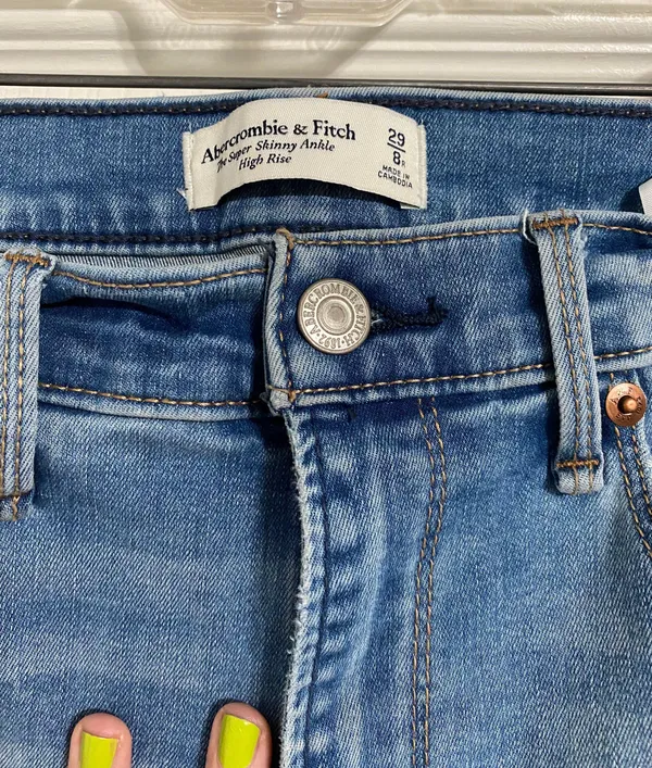 Abercrombie Jeans - Image 5