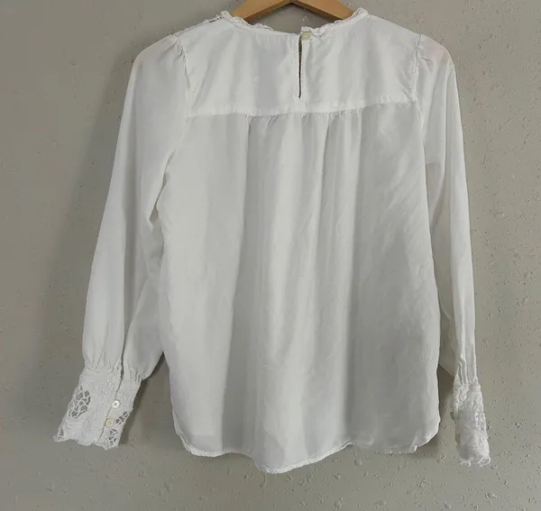 LOFT White Eyelet Lace Long Sleeve Blouse Neutral Casual Office Small - Image 4