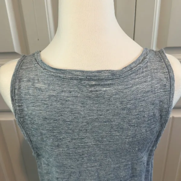 Ann Taylor‎ Large Heathered Light Blue Linen Sleeveless Tank Top - Image 9
