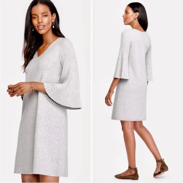 Ann Taylor Pleated Sleeve grey‎ v neck Sweater Dress size small - Image 2