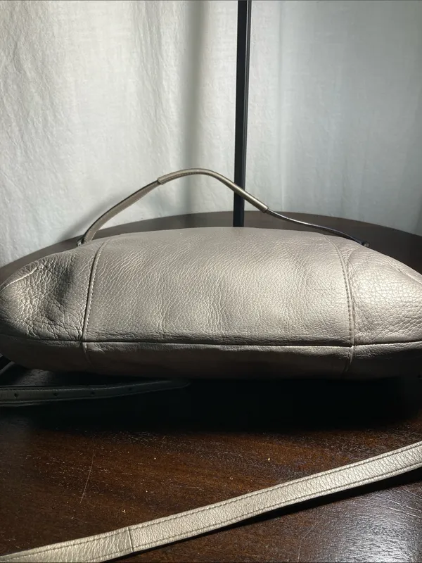 Coach Isabelle 2 way carry Pebbled Leather Shoulder or crossbody or tote - Image 6