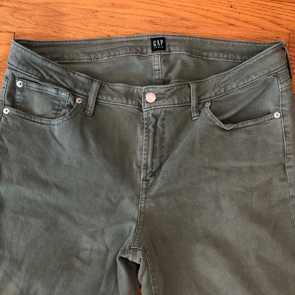 GAP Women's Green Skinny Jeans, 33 tall - Image 2