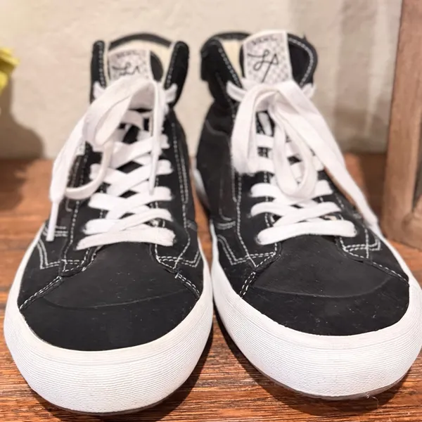 Vans The Lizzie - Black/White MEN'S 9.0 SIZE WOMEN'S 10.5 like new super clean - Image 5