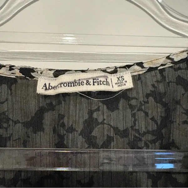 Abercrombie & Fitch Thong‎ Body Suit V Neck Floral Lined black white Size XS - Image 3