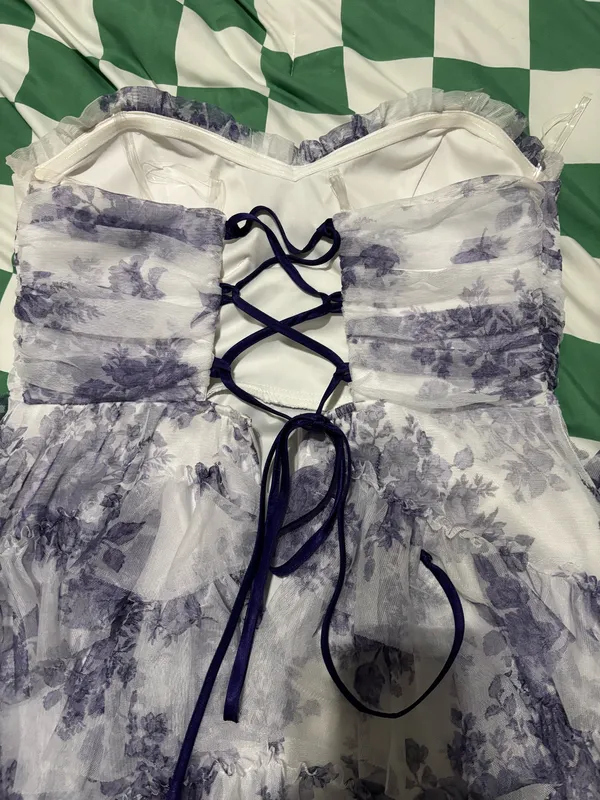 Pear cloture purple floral prom dress - Image 4