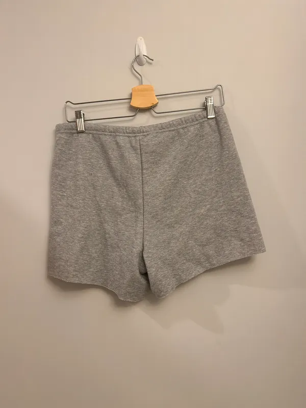 SKIMS COTTON FLEECE CLASSIC SHORT Heather Grey Medium - Image 7