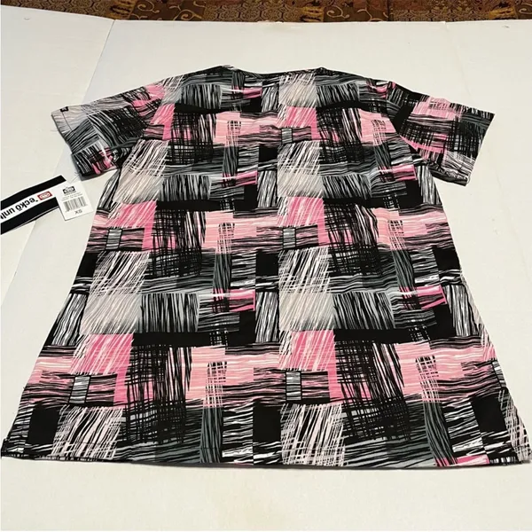 ECKO Unltd. Womens Size XS Pink‎ Tic Tac Scrub Top Medical Healthcare Dental NEW - Image 7
