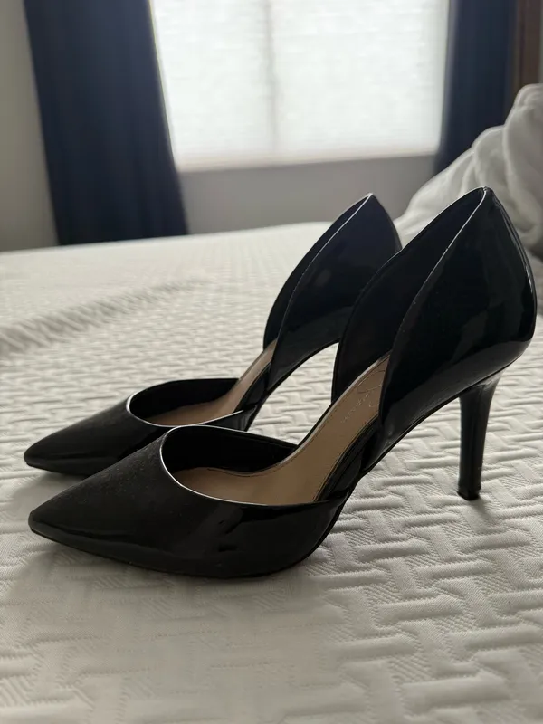 Jessica Simpson Black Glossy Faux Leather Heels Women Size 6 - Image 6