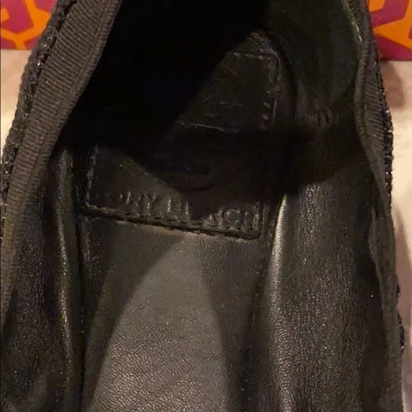 Tory Burch Black Caroline Arabia Elastic Flats - Size 7 1/2 - Image 3