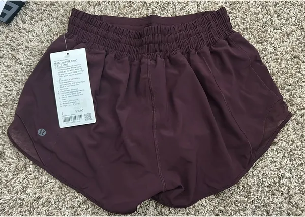 Lululemon Hotty Hot High-Rise Shorts 2.5” - Image 2