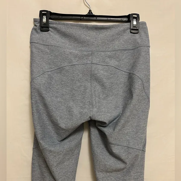 Outdoor Voices Colorblock‎ Leggings Size Medium - Image 9