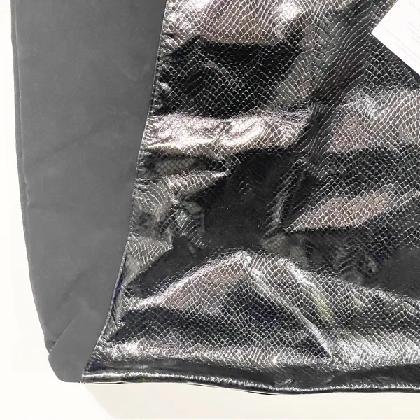 Jimmy Choo Parfumes Black Snakeskin Textured Shoulder Large Travel Tote Bag NEW‎ - Image 3