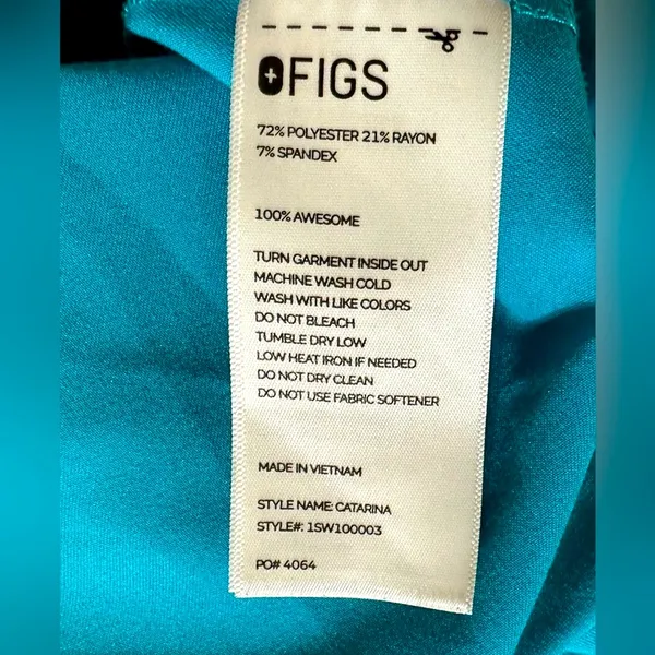 FIGS Catarina scrub top size 3X light blue shirt - Image 5