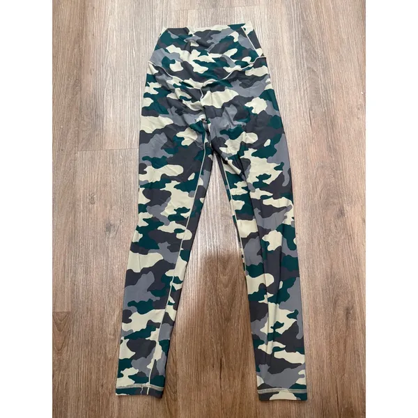OFFLINE by Aerie Real Me 7/8 Leggings High Rise Camo Green‎ Tan Grey Womens M - Image 2