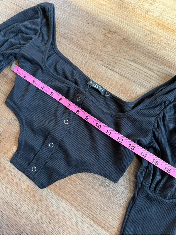 Nasty Gal Black Square Neck Ribbed Button Crop Top Size 8 - Image 5