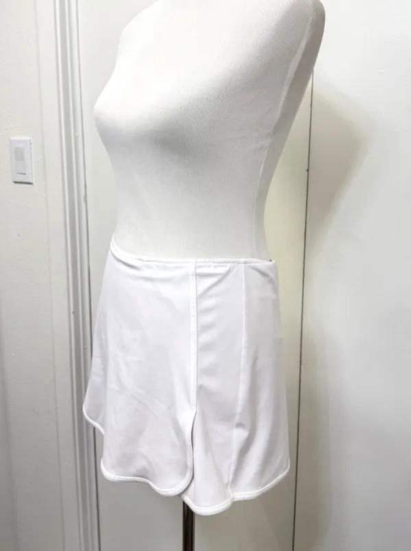 Xersion White EverUltra Tennis Skort Athletic Skirt Women's Medium - Image 2