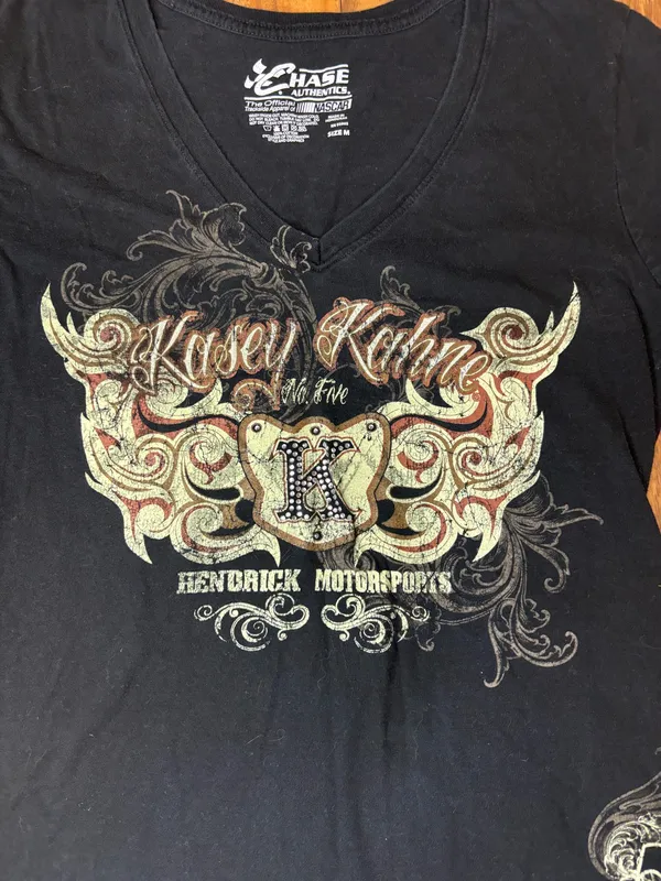 Nascar Kasey Kahn vneck tshirt - Image 2