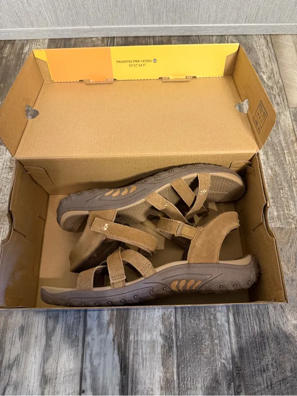 Skechers Women’s Brown Suede Strappy Outdoor Sandals Size 8.5 - Image 16