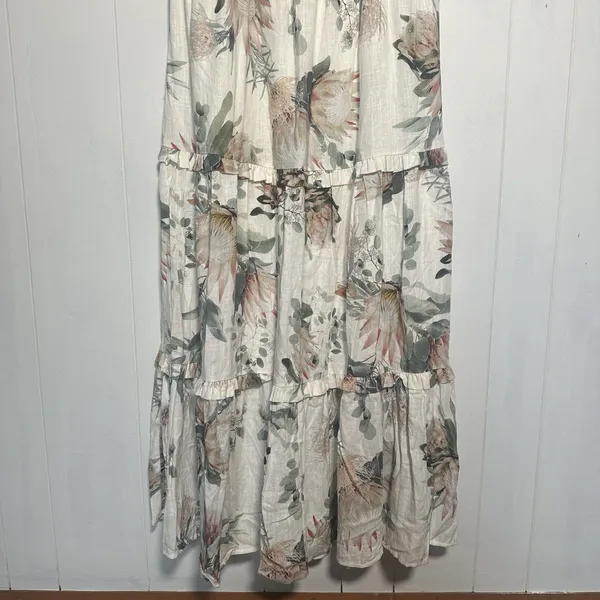 Express NWT Linen Blend Floral Square Neck Smocked Tiered Maxi Dress Large L - Image 3