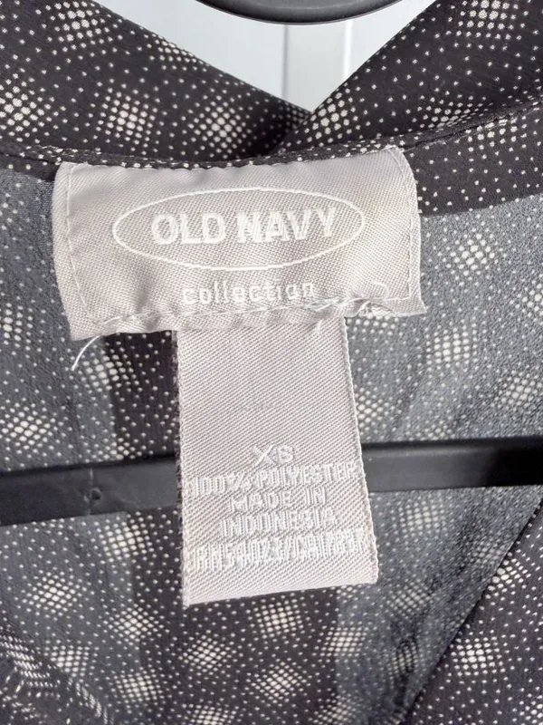 Old Navy Vintage Sheer Gray Polka Dot Tie Neck Sleeveless Blouse Pussybow XS - Image 8
