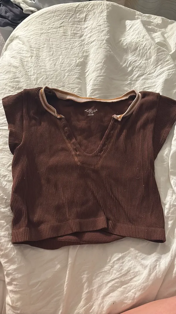 Urban Outfitters Top Crop - Image 2
