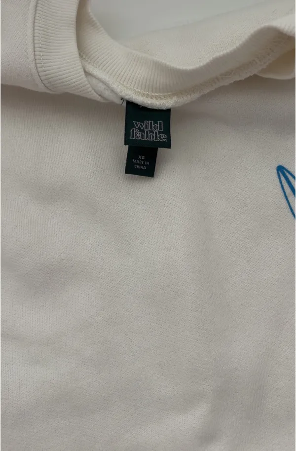 Target cream sweatshirt - Image 3