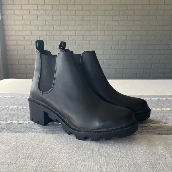 Steve Madden Hadlee Chelsea Boots Black Pull On Lug Size 10 - Image 3
