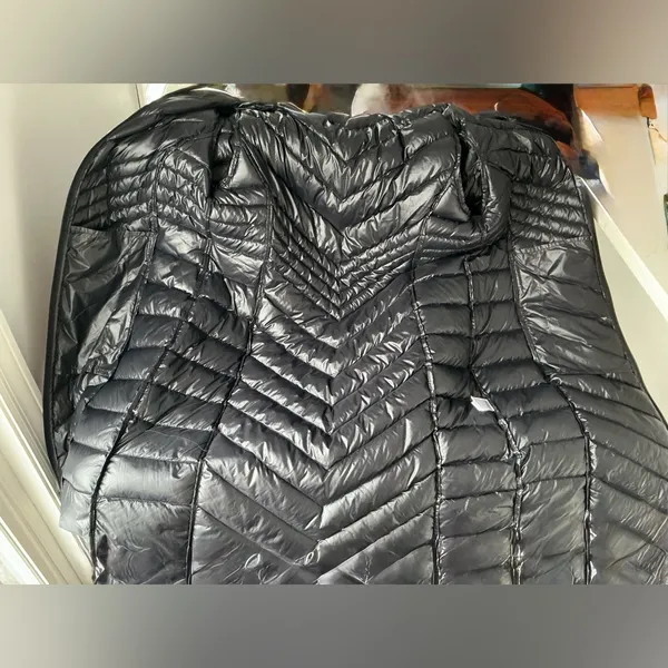SAKS FIFTH AVE puffer coat 🔥🔥 - Image 11
